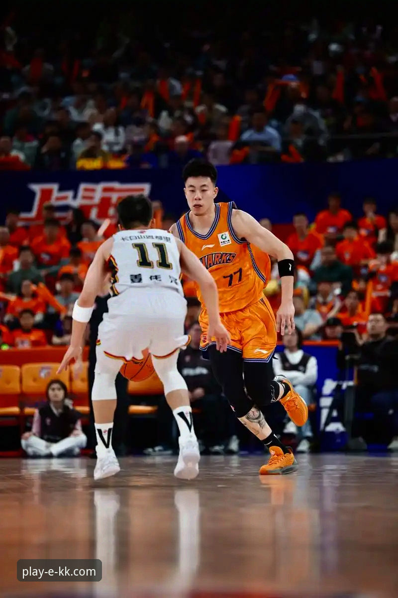 上海男篮豪取12连胜登顶联赛第一：一场团队篮球的胜利解析