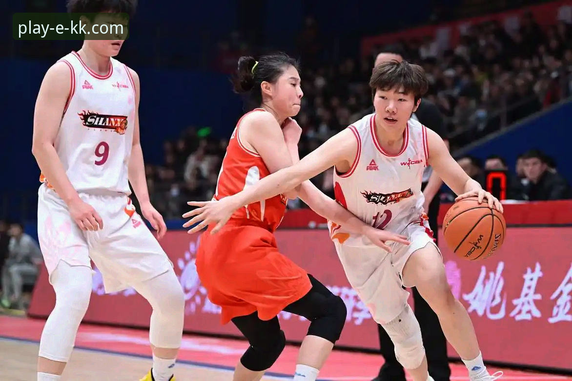 WCBA总决赛G1深度复盘：四川女篮的“三巨头”体系 vs 山西女篮的常规赛光环